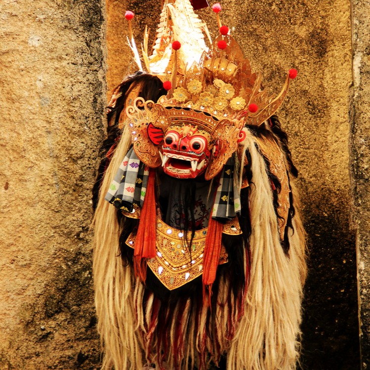 Tari Barong Buntut